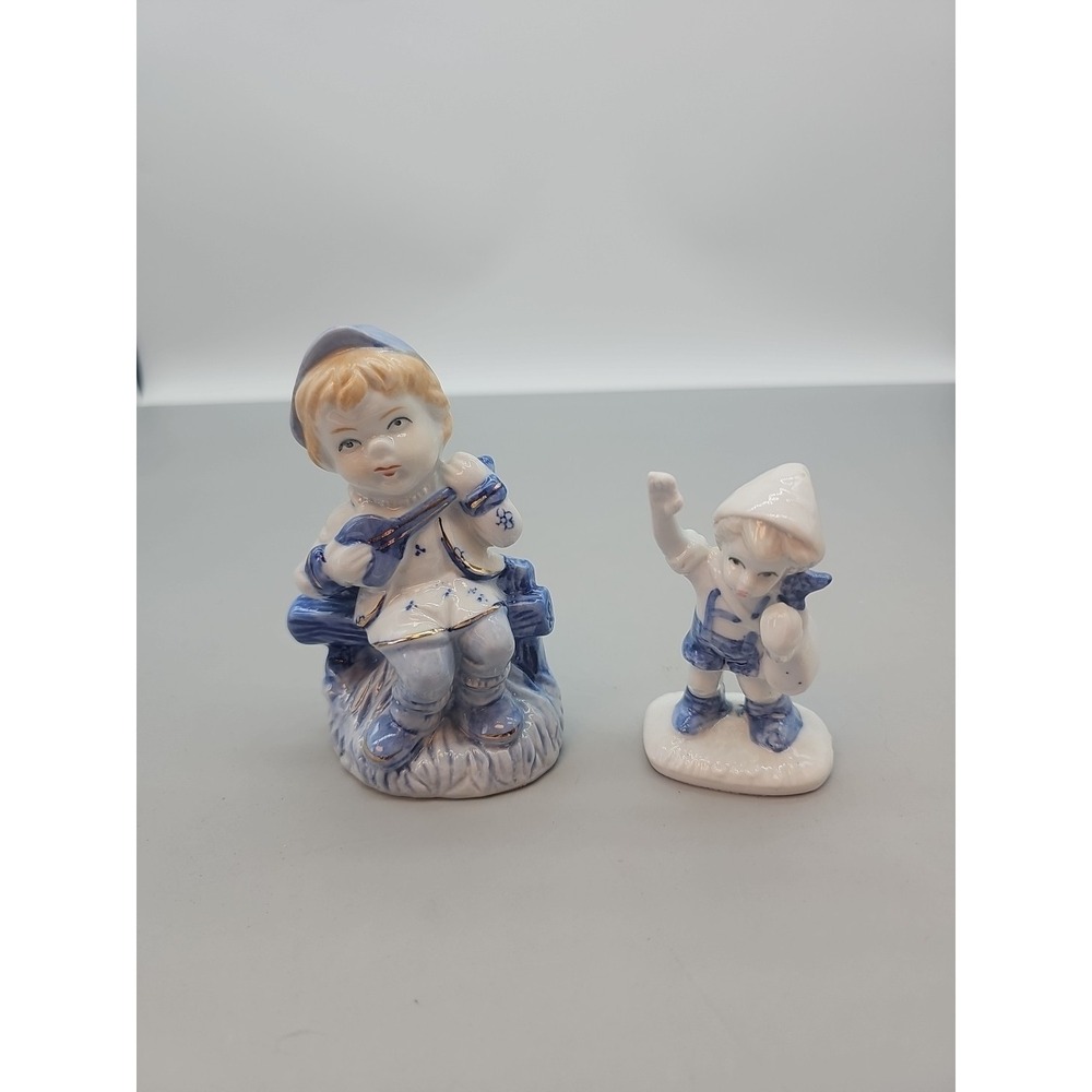 Vintage Blue & White figurine made in China Boy Musical Instrument & Waving Boy